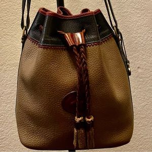 Dooney and Bourke  tri color pebbles leather purse.